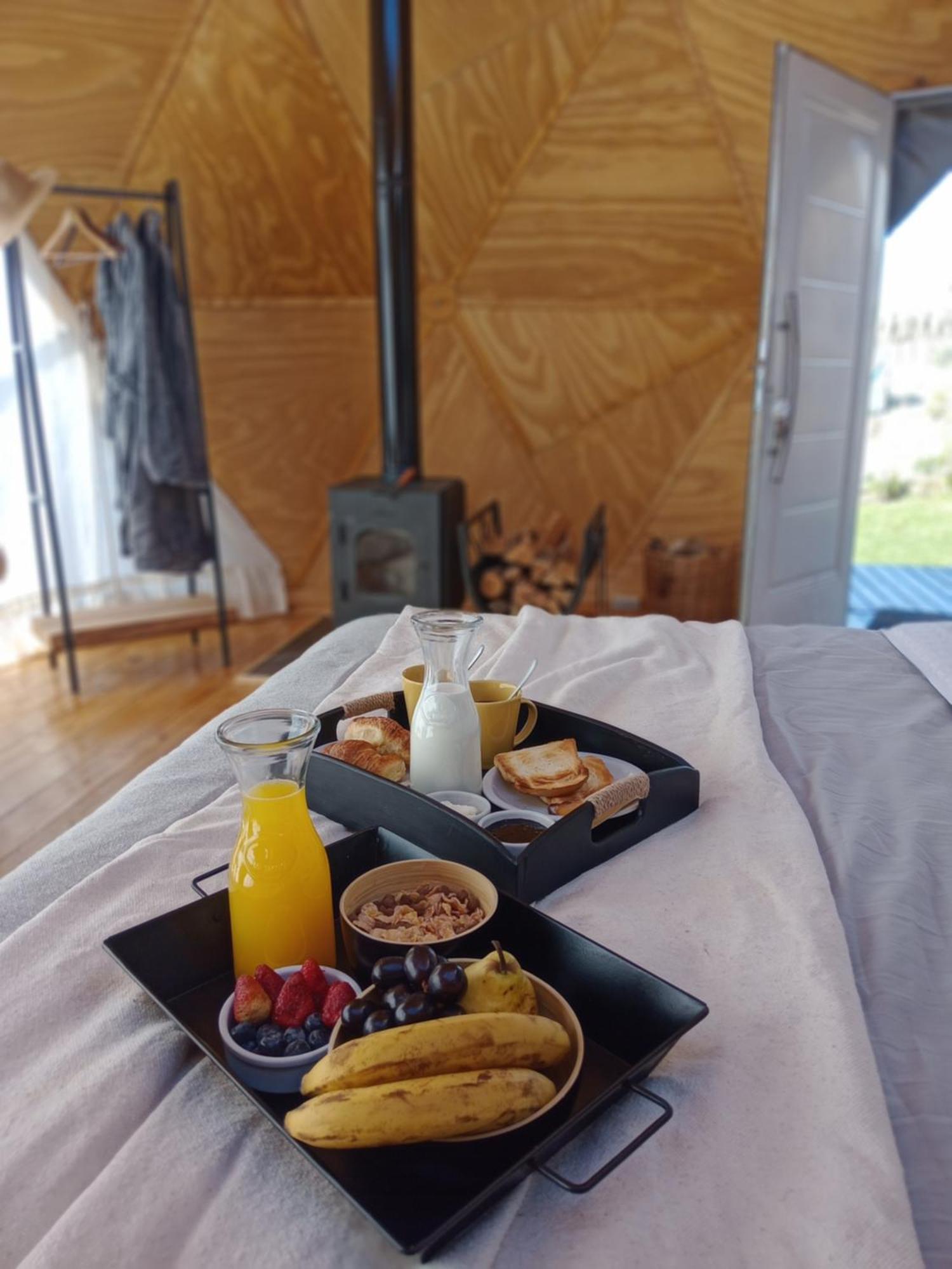 Boreas Ecoluxury Glamping Ел Калафате Екстериор снимка