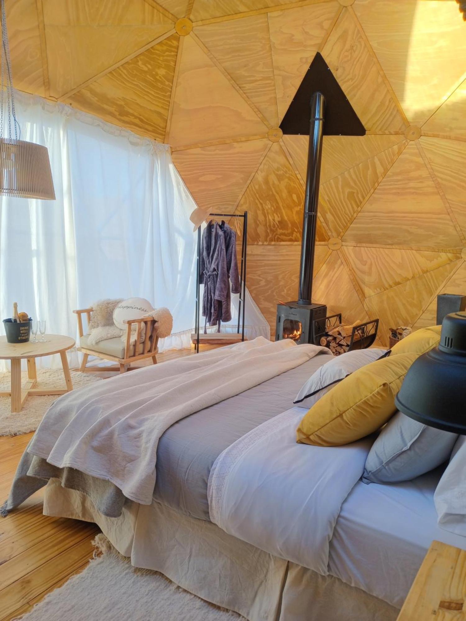 Boreas Ecoluxury Glamping Ел Калафате Екстериор снимка