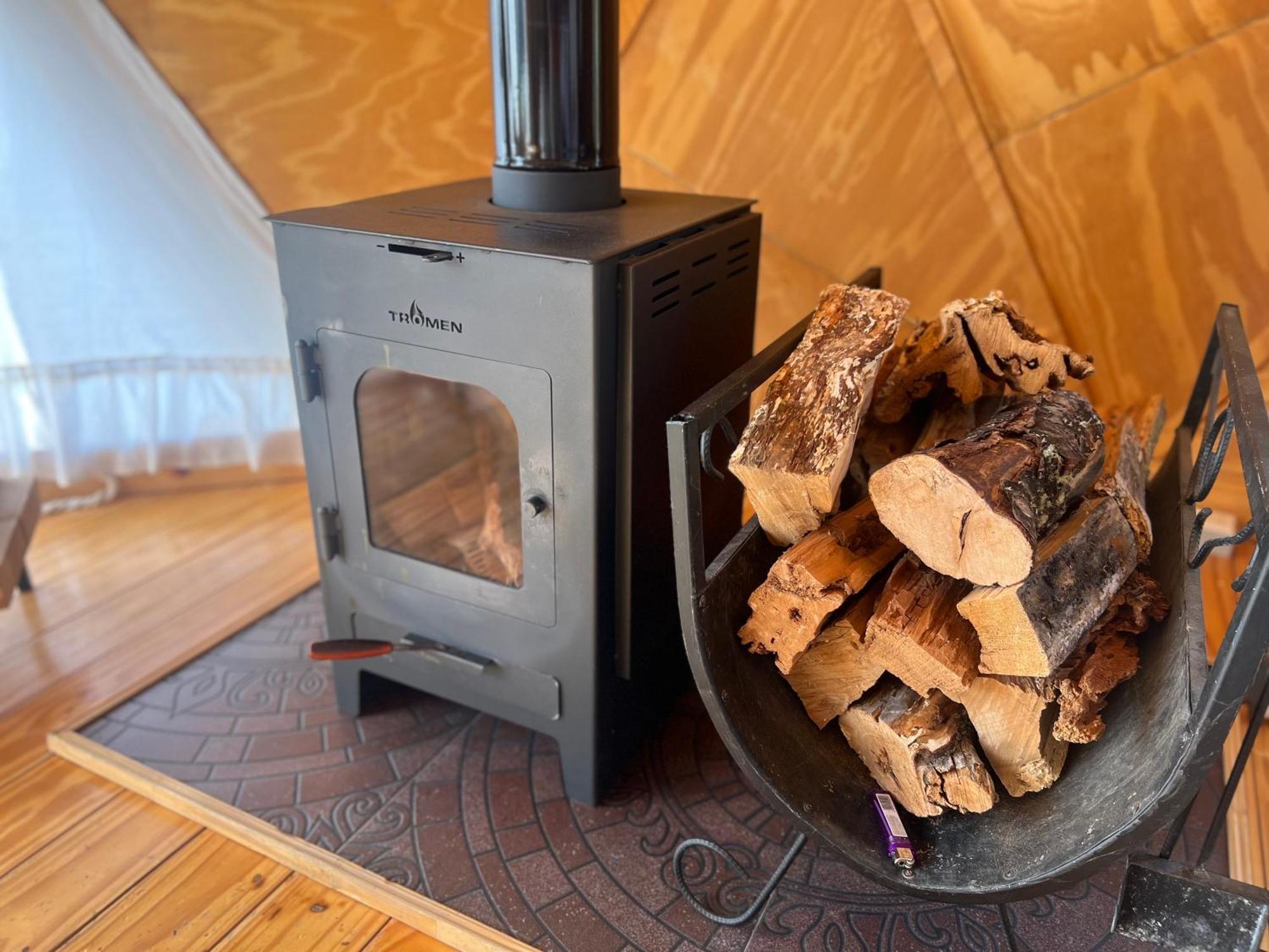 Boreas Ecoluxury Glamping Ел Калафате Екстериор снимка